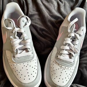 Nike White and Pink Sneakers